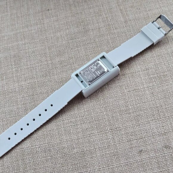 Nintendo Game Boy Wristwatch Ditial Wrist Watch White Rubber Strap Watch - Picture 12 of 13